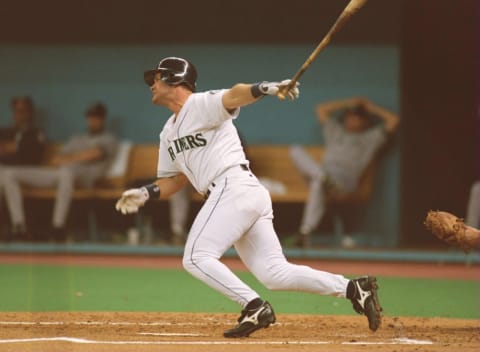 8 Oct 1995: SEATTLE MARINERS DESIGNATED HITTER EDGAR MARTINEZ HITS A SINGLE.