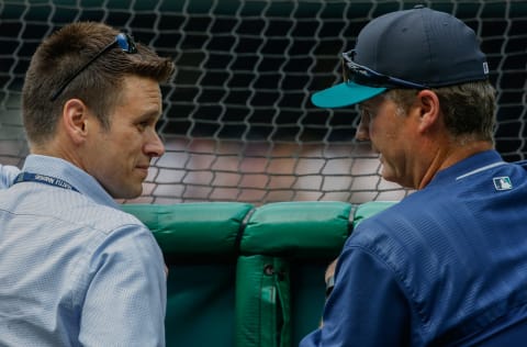 SEATTLE, WA – AUGUST 02: GM Jerry Dipoto and manager Scott Servais of the Seattle Mariners talk behind the batting cage prior to the game against the Red Sox. (Photo by Otto Greule Jr/Getty Images)