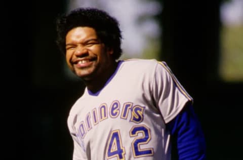 CHICAGO – 1986: Dave Henderson of the Seattle Mariners looks on during an MLB game against the Chicago White Sox at Comiskey Park in Chicago, Illinois during the 1986 season. (Photo by Ron Vesely/MLB Photos via Getty Images)