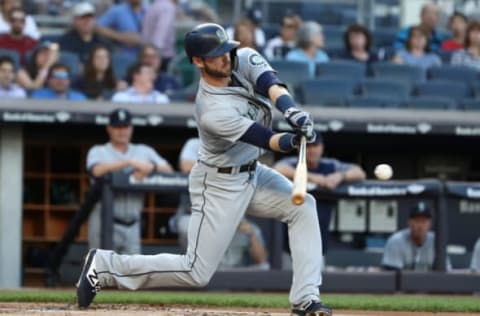 NEW YORK, NY – JUNE 19: Mitch Haniger #17 of the Seattle Mariners drives in a run against the New York Yankees in the first inning during their game at Yankee Stadium on June 19, 2018 in New York City. (Photo by Al Bello/Getty Images)