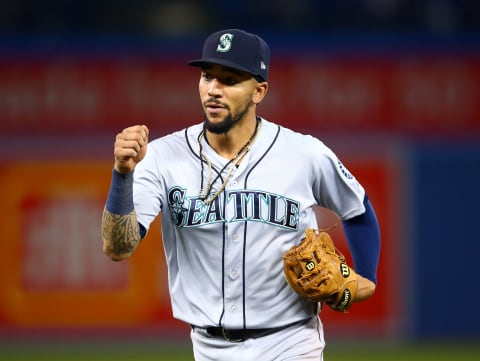 TORONTO, ON – AUGUST 17: J.P. Crawford, 2020 Gold Glover of the Seattle Mariners leaves the field at the end of the eighth inning. (Photo by Vaughn Ridley/Getty Images)