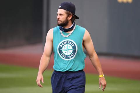 SEATTLE, WASHINGTON – SEPTEMBER 07: Kendall Graveman of the Seattle Mariners looks on during warmups before their game against the Texas Rangers in Seattle, Washington. (Photo by Abbie Parr/Getty Images)