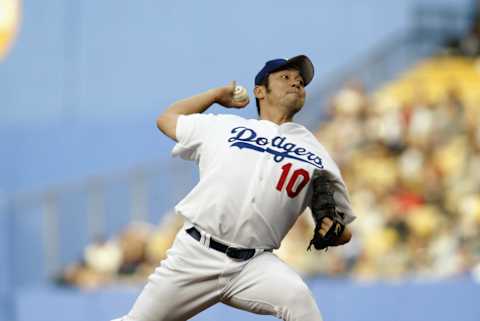 LOS ANGELES – APRIL 20: Hideo Nomo #10 of the Los Angeles Dodgers throws a pitch. (Photo by Stephen Dunn/Getty Images)