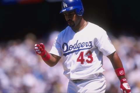 14 Jun 1998: Raul Mondesi of the Dodgers in action during a game against the Rockies. Mandatory Credit: Vincent Laforet /Allsport