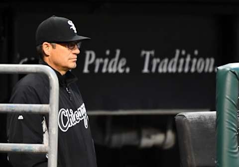 Apr 19, 2016; Chicago, IL, USA; Robin Ventura’s job status will be a major story until the White Sox turn their play around or Ventura is fired. Mandatory Credit: Mike DiNovo-USA TODAY Sports