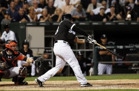 Aug 6, 2016; Chicago, IL, USA; Chicago White Sox catcher 