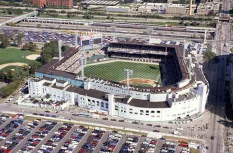 CHICAGO – 1990: (L-R) An aerial view of Comiskey Park circa 1990 in Chicago, Illinois. (Photo by Getty Images)