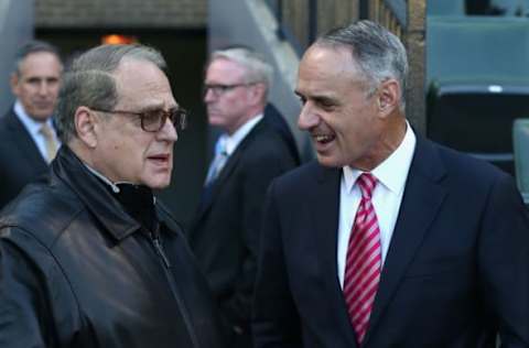 CHICAGO, IL – MAY 05: Chairman and owner Jerry Reinsdorf of the Chicago White Sox (L) talks with Rob Manfred, commissioner of the baseball, before a game between the White Sox and the Boston Red Sox at U.S. Cellular Field on May 5, 2016 in Chicago, Illinois. (Photo by Jonathan Daniel/Getty Images)