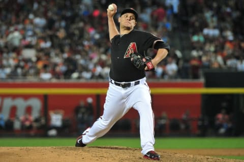 Jul 18, 2015; Phoenix, AZ, USA; Arizona Diamondbacks relief pitcher Hernandez (30) throws during the fifth inning against the San Francisco Giants at Chase Field. (Photo Credit: Matt Kartozian-USA TODAY Sports