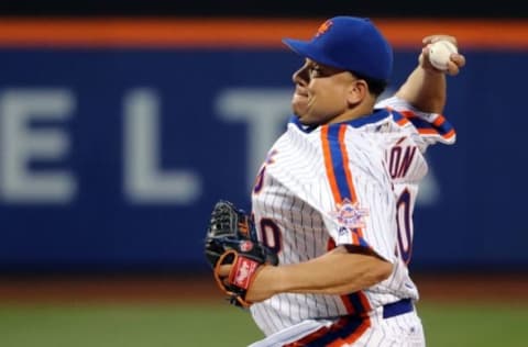 May 29, 2016; New York City, NY, USA; New York Mets starting pitcher Bartolo Colon (40) pitches during the first inning against the Los Angeles Dodgers at Citi Field. Mandatory Credit: Anthony Gruppuso-USA TODAY Sports