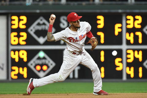 PHILADELPHIA, PA – SEPTEMBER 19: Philadelphia Phillies Infield J.P. Crawford (2) makes a throw to first during the MLB game between the New York Mets and the Philadelphia Phillies on September 19, 2018, at Citizens Bank Park in Philadelphia, PA. (Photo by Andy Lewis/Icon Sportswire via Getty Images)