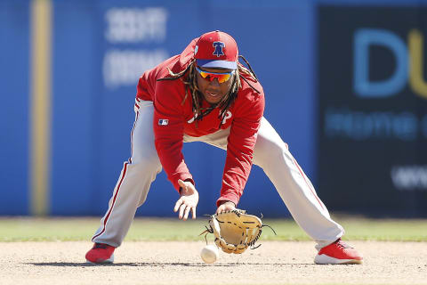 DUNEDIN, FLORIDA – MARCH 06: Maikel Franco #7 of the Philadelphia Phillies warms up during batting practice prior to the Grapefruit League spring training game against the Toronto Blue Jays at Dunedin Stadium on March 06, 2019 in Dunedin, Florida. (Photo by Michael Reaves/Getty Images)