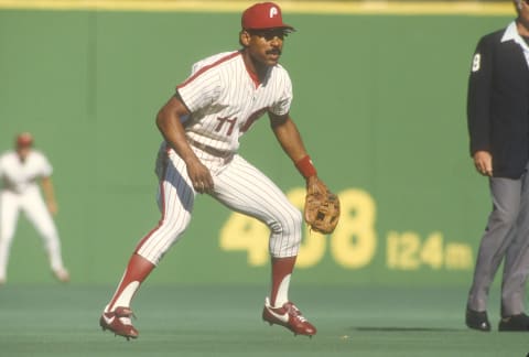 PHILADELPHIA, PA – CIRCA 1982: Ivan DeJesus #11 of the Philadelphia Phillies in action during a Major League Baseball game circa 1982 at Veterans Stadium in Philadelphia, Pennsylvania. DeJesus played for the Phillies from 1982-84. (Photo by Focus on Sport/Getty Images)