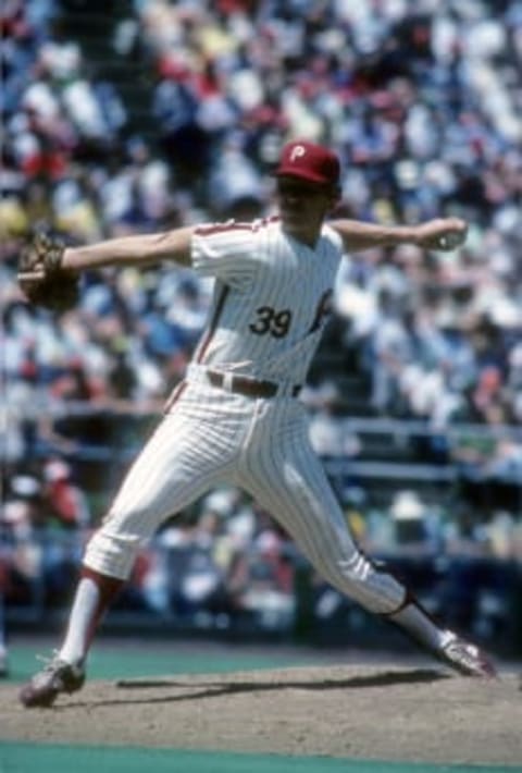 PHILADELPHIA, PA – CIRCA 1979: Pitcher Jim Kaat #39 of the Philadelphia Phillies pitches during a Major League Baseball game circa 1979 at Veterans Stadium in Philadelphia, Pennsylvania. Kaat played for the Phillies from 1976-79. (Photo by Focus on Sport/Getty Images)