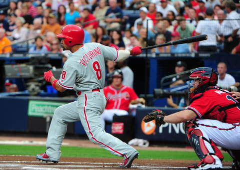 ATLANTA, GA – JULY 27: Shane Victorino #8 of the Philadelphia Phillies hits an RBI double in the first inning against the Atlanta Braves at Turner Field on July 27, 2012 in Atlanta, Georgia. (Photo by Scott Cunningham/Getty Images)