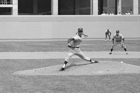 Darold Knowles of the Philadelphia Phillies pitches during the 1966 season. (Photo by Sporting News via Getty Images via Getty Images)