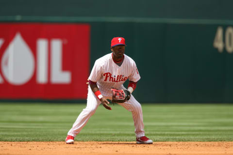 PHILADELPHIA – MAY 21: Jimmy Rollins of the Philadelphia Phillies fielding during the game against the Philadelphia Phillies at Citizens Bank Park in Philadelphia, Pennsylvania on May 21, 2006. The Phillies defeated the Red Sox 10-5. (Photo by Rich Pilling/MLB via Getty Images)