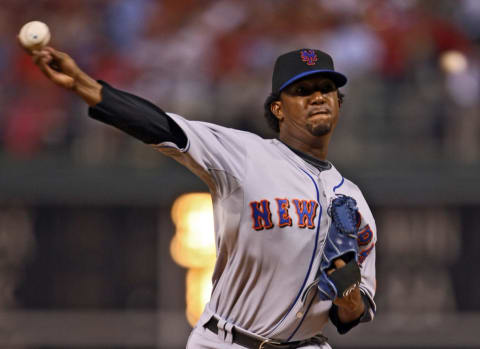 PHILADELPHIA – AUGUST 26: Pedro Martinez #45 of the New York Mets throws a pitch during the game against the Philadelphia Phillies on August 26, 2008 at Citizens Bank Park in Philadelphia, Pennsylvania. The Phillies won 8-7. (Photo by Drew Hallowell/Getty Images)