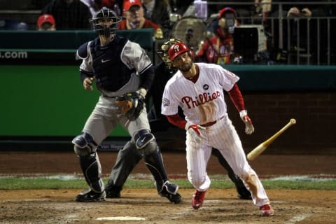 PHILADELPHIA – NOVEMBER 01: Pedro Feliz #7 of the Philadelphia Phillies hits a solo home run in the bottom of the eighth inning against the New York Yankees in Game Four of the 2009 MLB World Series at Citizens Bank Park on November 1, 2009 in Philadelphia, Pennsylvania. (Photo by Jed Jacobsohn/Getty Images)