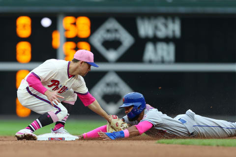 PHILADELPHIA, PA – MAY 13: Amed Rosario #1 of the New York Mets is tagged out by shortstop Scott Kingery #4 of the Philadelphia Phillies on an attempted steal of second during the fifth inning of a game at Citizens Bank Park on May 13, 2018 in Philadelphia, Pennsylvania. (Photo by Rich Schultz/Getty Images)