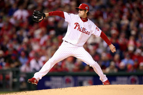 PHILADELPHIA – OCTOBER 27: Starting pitcher Cole Hamels #35 of the Philadelphia Phillies throws a pitch against the Tampa Bay Rays during game five of the 2008 MLB World Series on October 27, 2008 at Citizens Bank Park in Philadelphia, Pennsylvania. (Photo by Jed Jacobsohn/Getty Images)