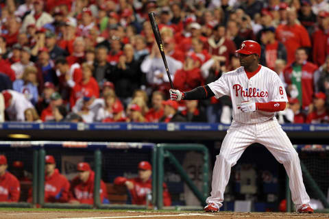 Ryan Howard #6 of the Philadelphia Phillies (Photo by Al Bello/Getty Images)