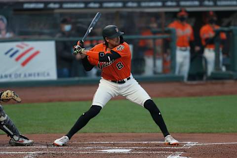 SAN FRANCISCO, CALIFORNIA – AUGUST 21: Hunter Pence #8 of the San Francisco Giants at bat in the bottom of the second inning against the Arizona Diamondbacks at Oracle Park on August 21, 2020 in San Francisco, California. (Photo by Lachlan Cunningham/Getty Images)