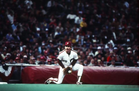 PHILADELPHIA, PA – OCTOBER 21: Mike Schmidt of the Philadelphia Phillies fields a ground ball during World Series game six between the Kansas City Royals and Philadelphia Phillies on October 21, 1980 at Veterans Stadium in Philadelphia, Pennsylvania. The Phillies defeated the Royals 4-1. (Photo by Rich Pilling/Getty Images)