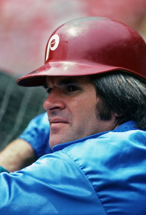 PITTSBURGH, PA – CIRCA 1981: Pete Rose of the Philadelphia Phillies looks on from the field during batting practice before a Major League Baseball game against the Pittsburgh Pirates at Three Rivers Stadium in 1981 in Pittsburgh, Pennsylvania. (Photo by George Gojkovich/Getty Images) *** Local Caption *** Pete Rose