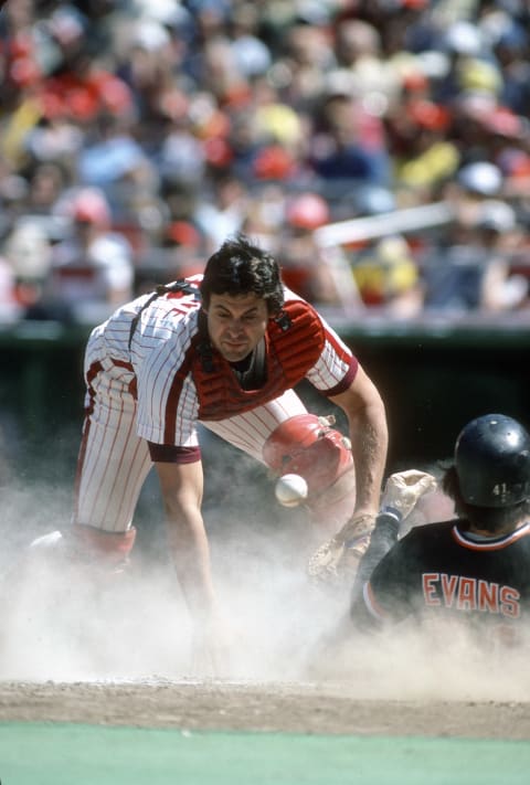 PHILADELPHIA, PA – CIRCA 1977: Catcher Bob Boone #8 of the Philadelphia Phillies at Veterans Stadium in Philadelphia, Pennsylvania. Boone played for the Phillies from 1972-81. (Photo by Focus on Sport/Getty Images)