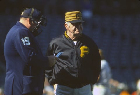 PITTSBURGH, PA – CIRCA 1971: Manager Danny Murtaugh #40 of the Pittsburgh Pirates gives a line-up change to the home plate umpire during an Major League Baseball game circa 1971 at Three Rivers Stadium in Pittsburgh, Pennsylvania. Murtaugh managed the Pirates in 1957-64, 67, 1970-71, and 1973-76. (Photo by Focus on Sport/Getty Images)