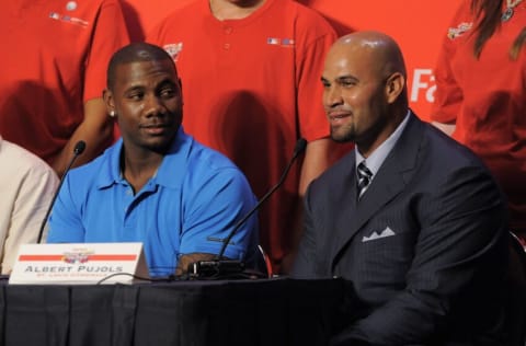 ST LOUIS, MO - JULY 13: National League All-Stars Ryan Howard of the Philadelphia Phillies and Albert Pujols of the St. Louis Cardinals smile during the 2009 State Farm Home Run Derby Press Conference on July 13, 2009 in St Louis, Missouri. (Photo by Mark Cunningham/MLB Photos via Getty Images)