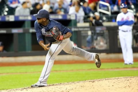 Sep 22, 2015; New York City, NY, USA; Atlanta Braves relief pitcher Arodys Vizcaino (38) pitches during the ninth inning against the New York Mets at Citi Field. Atlanta Braves won 6-2. Mandatory Credit: Anthony Gruppuso-USA TODAY Sports