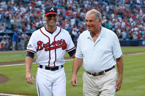 Tim Hudson with former Atlanta Braves manager Bobby Cox. (Photo by Kevin C. Cox/Getty Images)