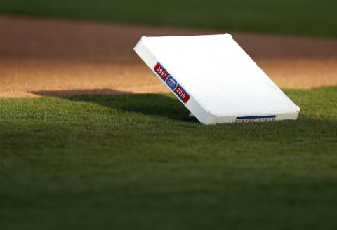 ATLANTA, GA – APRIL 08: General view of third base with a logo to commemorate Turner Field’s final season before the game between the the Atlanta Braves and the St. Louis Cardinals at Turner Field on April 8, 2016 in Atlanta, Georgia. (Photo by Mike Zarrilli/Getty Images)