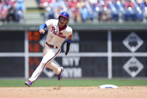 Bryson Stott #5 of the Philadelphia Phillies runs to third base against the Atlanta Braves. (Photo by Mitchell Leff/Getty Images)