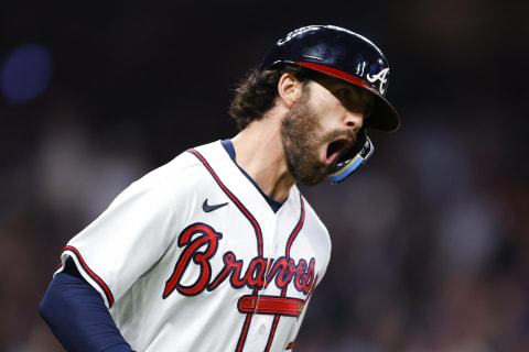 The Atlanta Braves made a qualifying offer to shortstop Dansby Swanson when he became a free agent.