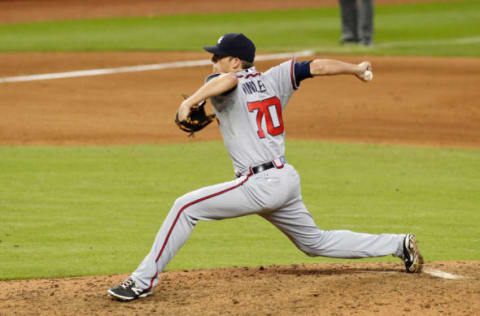 MIAMI, FL – SEPTEMBER 27: Daniel Winkler #70 of the Atlanta Braves throws in the seventh inning against the Miami Marlins at Marlins Park on September 27, 2015 in Miami, Florida. (Photo by Joe Skipper/Getty Images)