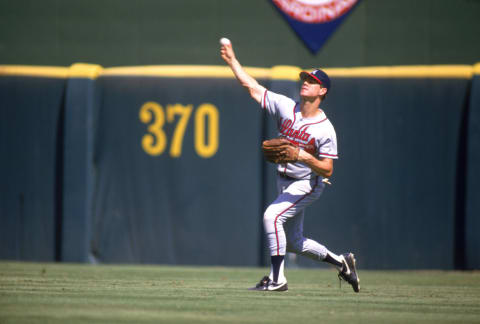 Atlanta Braves outfielder Dale Murphy moved to right field in 1985. (Photo by Stephen Dunn/Getty Images)