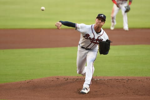 ATLANTA, GEORGIA – AUGUST 17: Mike Foltynewicz #26 of the Atlanta Braves pitches in the first inning against the Los Angeles Dodgers at SunTrust Park on August 17, 2019 in Atlanta, Georgia. (Photo by Logan Riely/Getty Images)