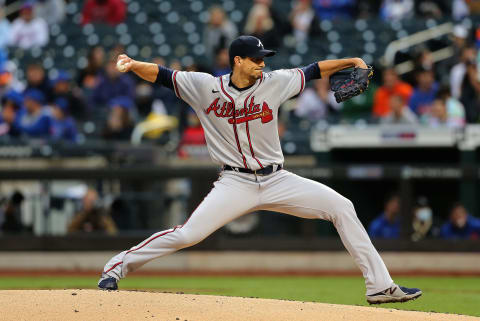 Atlanta Braves starting pitcher Charlie Morton features a curve with one of the highest spin rates in baseball. Mandatory Credit: Andy Marlin-USA TODAY Sports