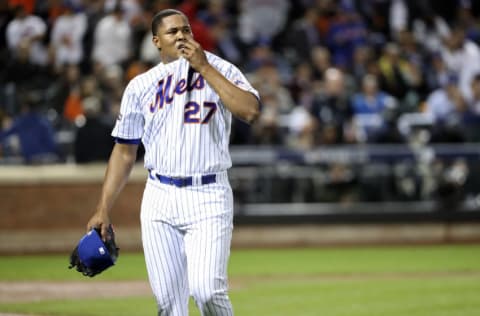 Oct 5, 2016; New York City, NY, USA; New York Mets relief pitcher 