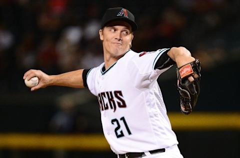 Jun 7, 2016; Phoenix, AZ, USA; Arizona Diamondbacks starting pitcher 