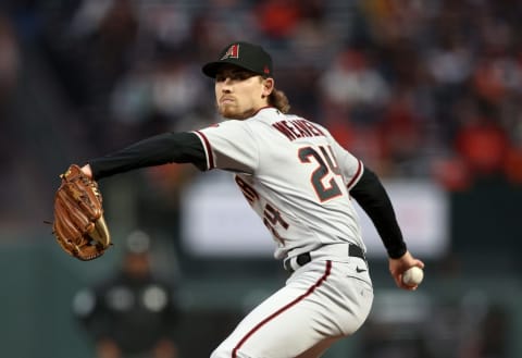 SAN FRANCISCO, CALIFORNIA – SEPTEMBER 28: Luke Weaver #24 of the Arizona Diamondbacks pitches against the San Francisco Giants in the first inning at Oracle Park on September 28, 2021, in San Francisco, California. (Photo by Ezra Shaw/Getty Images)