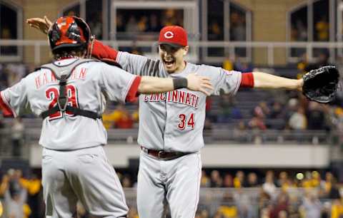 PITTSBURGH, PA – SEPTEMBER 28: (ALTERNATIVE CROP) Homer Bailey #34 of the Cincinnati Reds celebrates his no-hitter with Ryan Hanigan #29 against the Pittsburgh Pirates during the game on September 28, 2012, at PNC Park in Pittsburgh, Pennsylvania. The Reds defeated the Pirates 1-0. (Photo by Justin K. Aller/Getty Images)