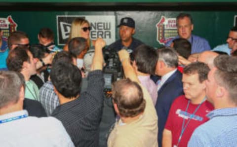 Derek Jeter Photo by Dilip Vishwanat/Getty Images)