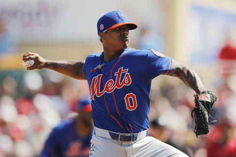 Marcus Stroman #0 of the New York Mets delivers (Photo by Michael Reaves/Getty Images)