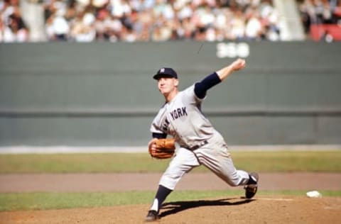 UNSPECIFIED – CIRCA 1963: Pitcher Whitey Ford #16 of the New York Yankees pitches during a Major League Baseball game circa 1963. Ford played for the Yankees in 1950 and 1953-67. (Photo by Focus on Sport/Getty Images)