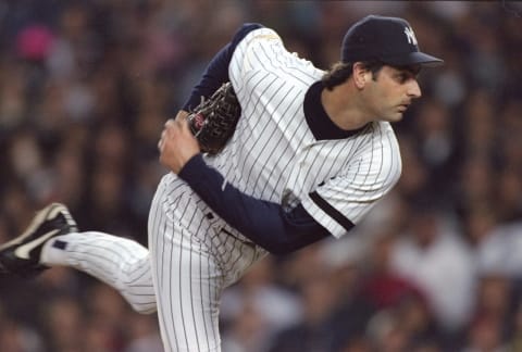 Pitcher Graeme Lloyd of the New York Yankees (Mandatory Credit: Doug Pensinger /Allsport