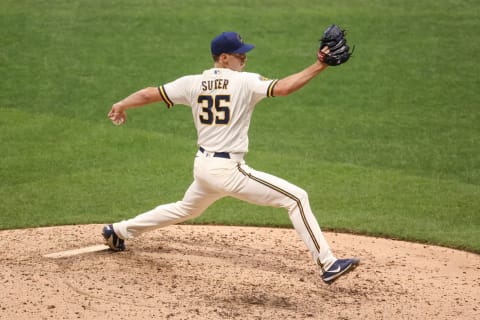 AUGUST 25: Brent Suter #35 of the Milwaukee Brewers (Photo by Dylan Buell/Getty Images)